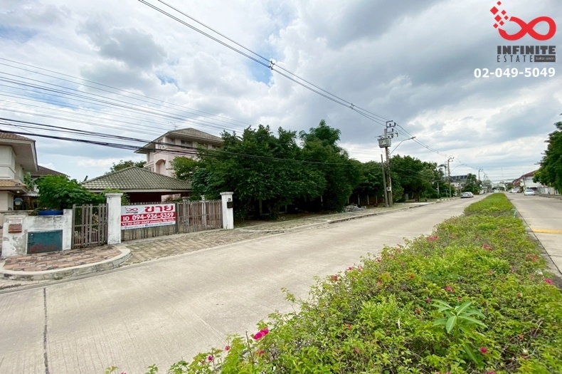 รูป ขายบ้านเดี่ยว 3 หลัง บนที่ดิน 546 ตรว. แปลงมุม ยิ่งรวยนิเวศน์ แจ้งวัฒนะ-ประชาชื่น เลียบคลองประปา - รูปที่ 5/23