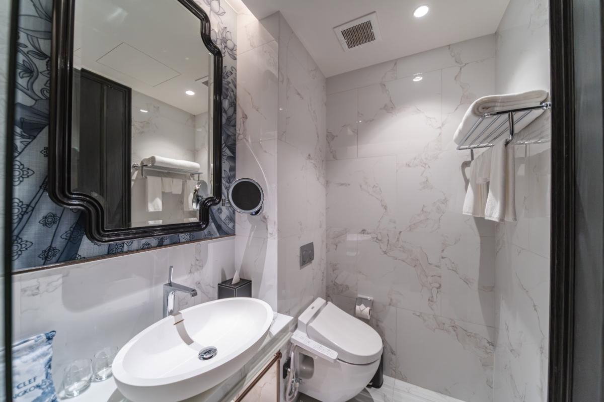 รูป 🔥ให้เช่าด่วน🔥LA CLEF Two - Bedroom Premier 95 ตร.ม. ใกล้ BTS ทองหล่อ 150 เมตร ห้องสวยพร้อมเข้าอยู่ - รูปที่ 17/43
