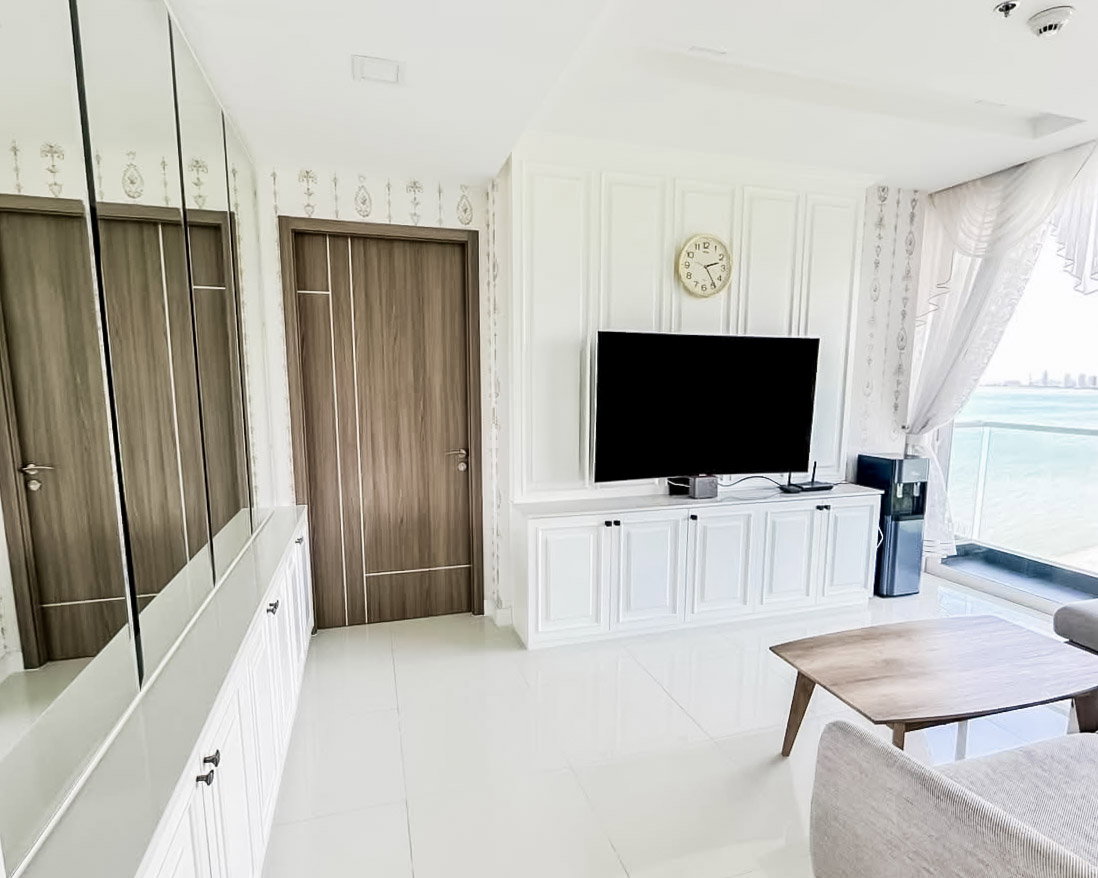 picture Del Mare Bang Saray Beachfront Condo 2 Bedroom for Rent - 3/14