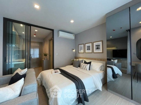 1-BR Condo On 20th Floor, 28 Sqm | Life Asoke Rama 9, MRT Phra Ram 9 300m (ID 2677755)