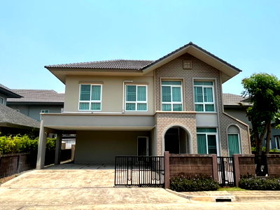 Houses for rent Chiang Mai : For rent: Laddarom Elegance, near NIS (Nakornpayap International School) Tel. : 098-9690236 (Janny)