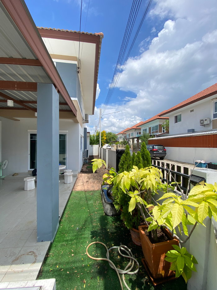 รูป บ้านแฝด ใกล้ นิคมอมตะซิตี้ เมืองชลบุรี - รูปที่ 4/17