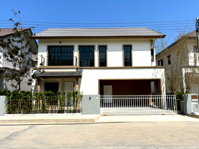 เช่าบ้านเดี่ยว ม.นอร์ท-เชียงใหม่ : ให้เช่าบ้านเดี่ยวหรู 2 ชั้น หลังใหญ่ ใกล้โรงเรียนนานาชาติ ทำเลหางดง  #AHD-H1341