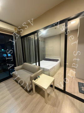 Don't miss out‼️ Fully furnished Condolette Midst Rama 9 unit, ready to move in immediately. Near MRT Rama 9.