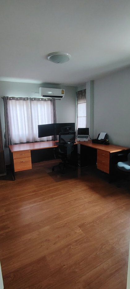 รูป บ้านเดี่ยว 2 ชั้น 4 ห้องนอน 3 ห้องน้ำ พื้นที่ใช้สอย 160 ตร.ม. พร้อมพื้นที่มีหลังคา 200 ตร.ม. เหมาะสำหรับอยู่อาศัย สำนักงาน หรือเวิร์กช็อป – ศรีราชา - รูปที่ 33/41