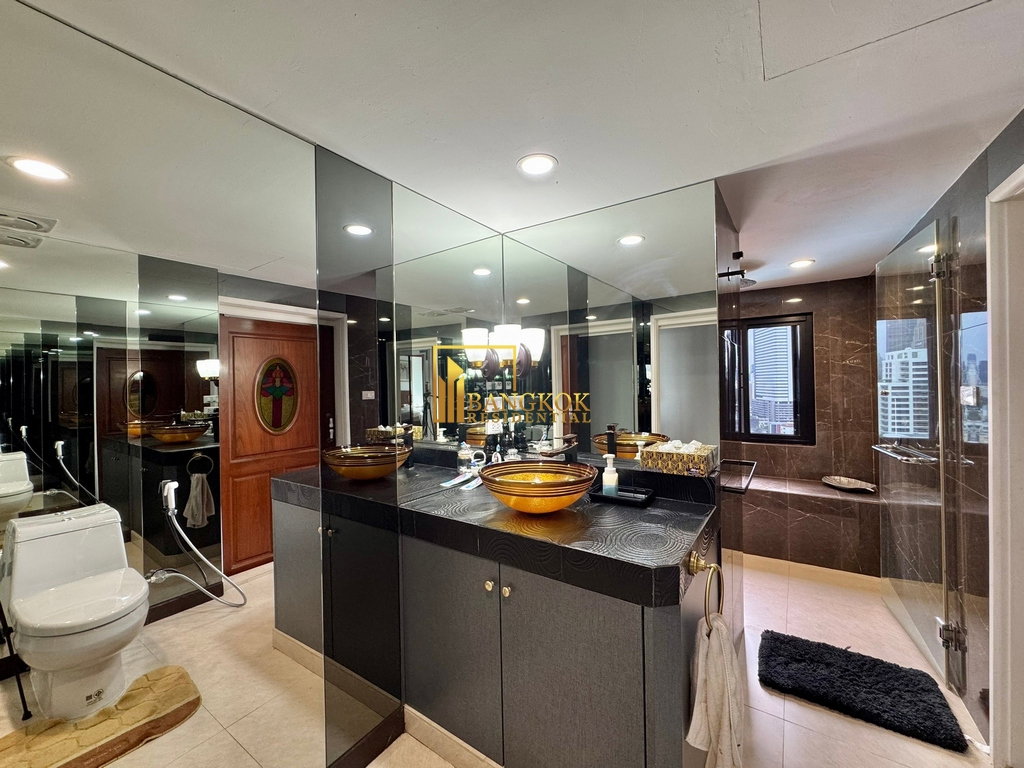 picture Baan Sathorn | Exceptional 4 Bedroom Penthouse in Prime Area - BR19428CD - 18/39