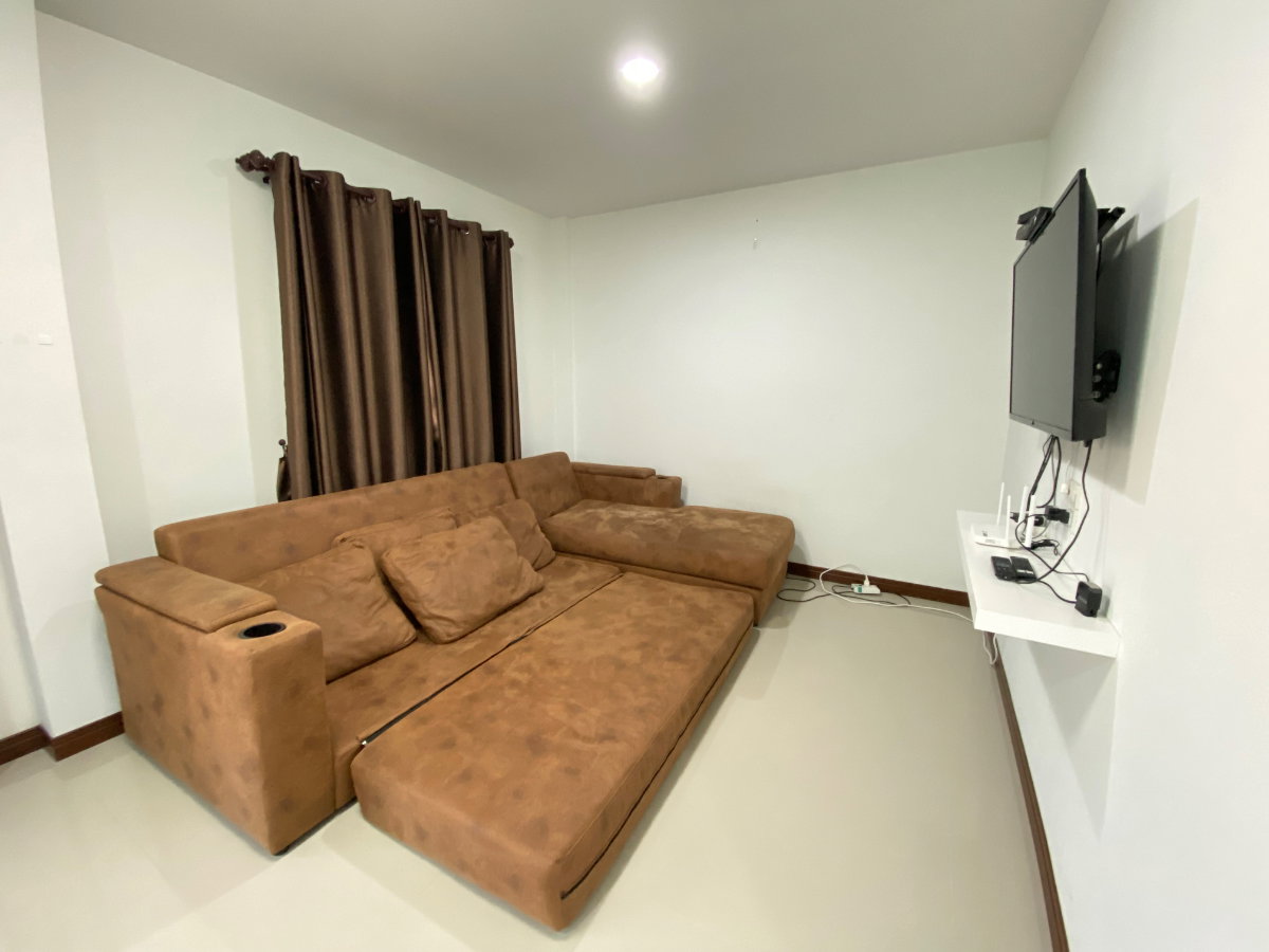 รูป บ้านแฝด ใกล้ นิคมอมตะซิตี้ เมืองชลบุรี - รูปที่ 5/17