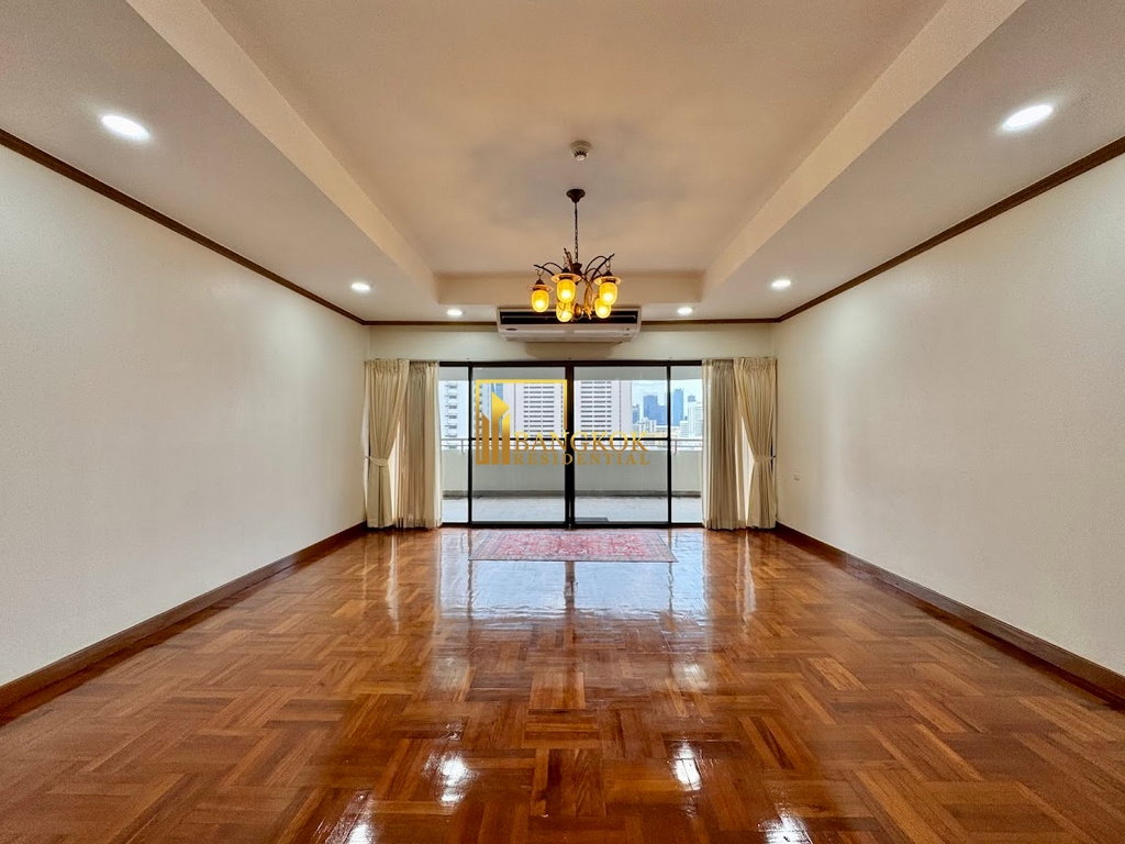 รูป Tower Park | Very Spacious 3 Bedroom Condo in Nana Area - BR13154CD - รูปที่ 4/54
