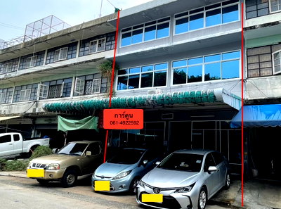 อาคารพาณิชย์ ม.เอเชียอาคเนย์ : ขายด่วน! อาคารพาณิชย์ 3 ชั้น 2 คูหา (ทะลุหากัน) เหมาะทำโกดังเก็บของ, ออฟฟิศ, หรืออยู่อาศัยและทำธุรกิจ ทำเลดีมาก เดินทางสะดวก น้ำไม่ท่วม 100%