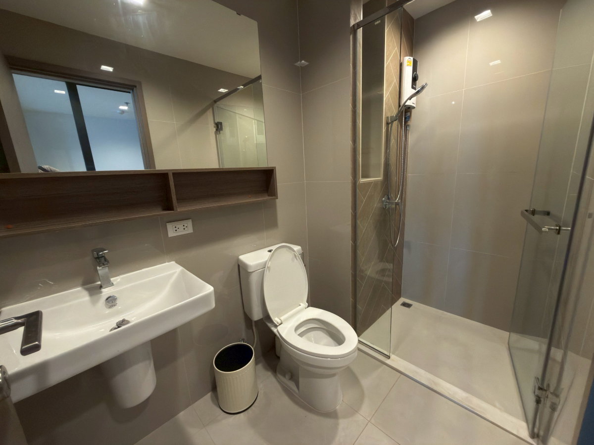 รูป เดอะ ไลน์ พหลโยธิน พาร์ค 2ห้องนอน/2ห้องน้ำ ห้อง Duplex  - รูปที่ 12/16