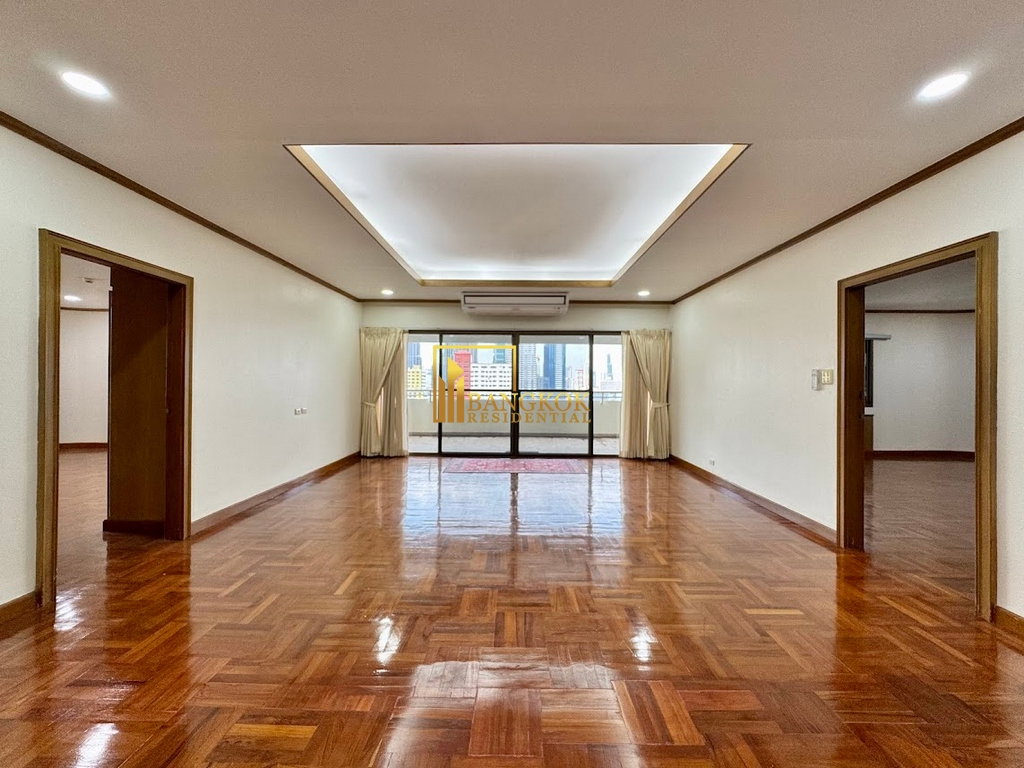 รูป Tower Park | Very Spacious 3 Bedroom Condo in Nana Area - BR13154CD - รูปที่ 5/54