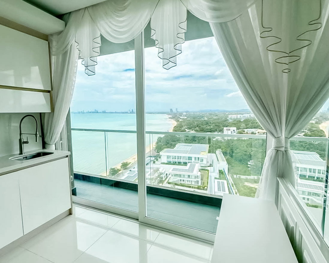 picture Del Mare Bang Saray Beachfront Condo 2 Bedroom for Sale - 2/14