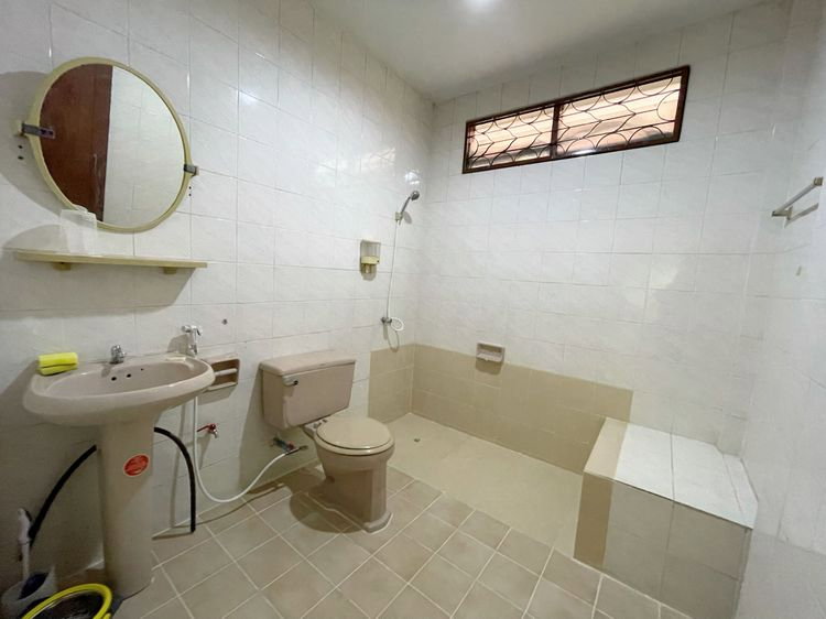 picture Home for rent!!! Ready to move in - 12/13
