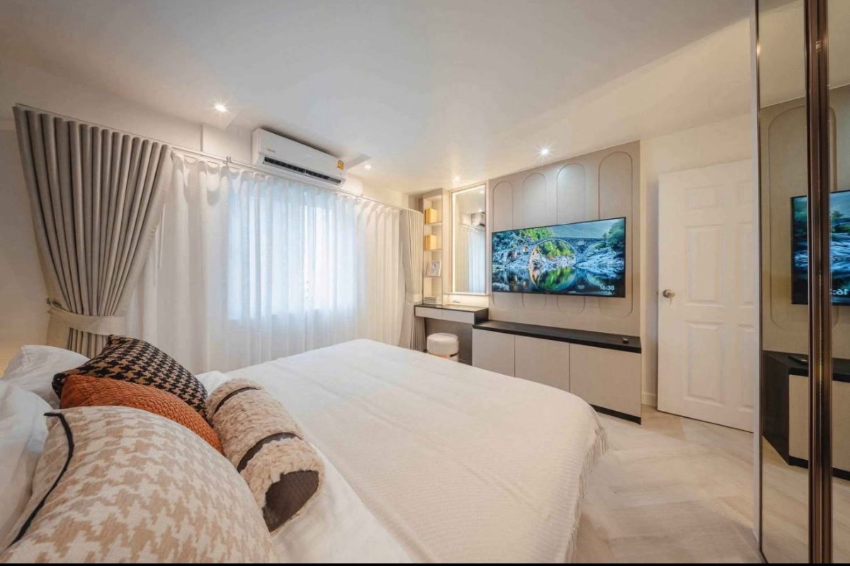 รูป ✨ Fortune Condominium ✨ คอนโดขนาดใหญ่ เหมาะสำหรับครอบครัว พร้อมที่จอดรถส่วนตัว เฟอร์นิเจอร์ครบ พร้อมเข้าอยู่ ตรงข้าม Astra International School✨ - รูปที่ 6/18