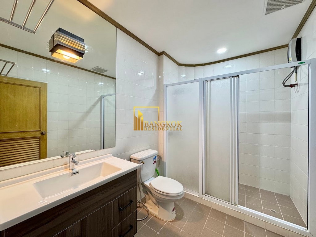รูป Tower Park | Very Spacious 3 Bedroom Condo in Nana Area - BR13154CD - รูปที่ 29/54
