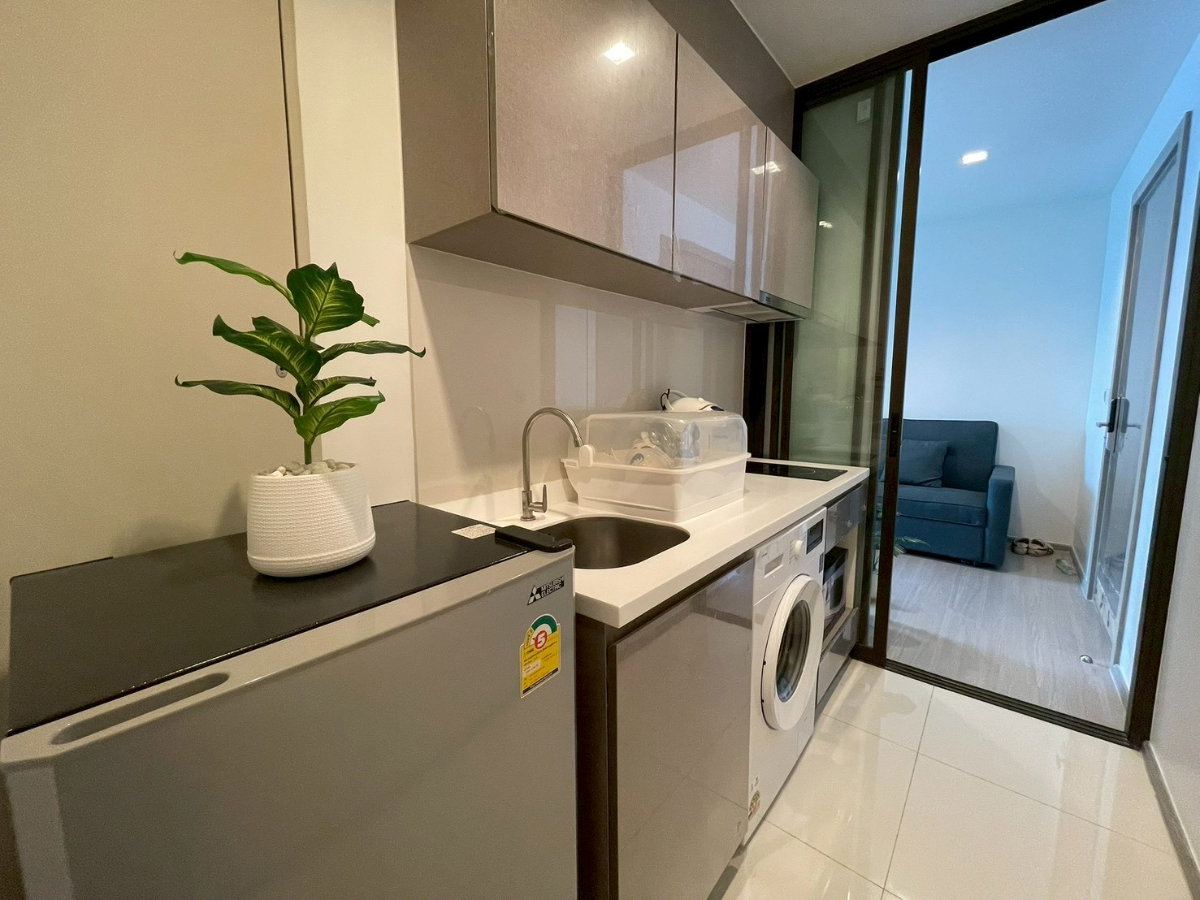 รูป ให้เช่า! Life Asoke-Rama 9 | 1 Bedroom Plus 40 ตร.ม. | เฟอร์นิเจอร์ เครื่องใช้ไฟฟ้าครบ พร้อมอยู่ - รูปที่ 11/12