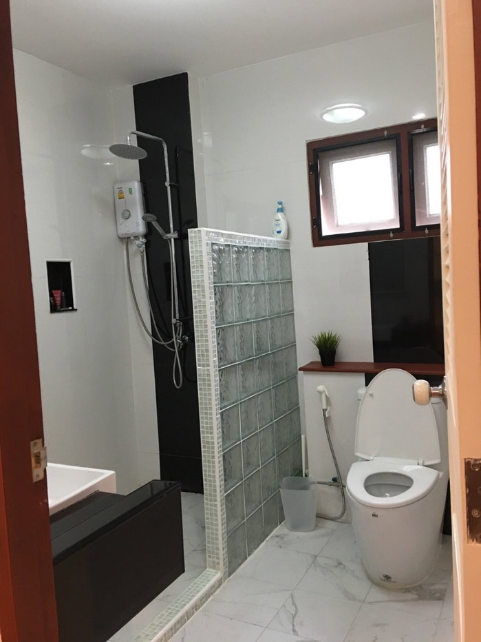 รูป ขายบ้านเดี่ยวชั้นเดียว พร้อมเฟอร์นิเจอร์ครบ ทำเลศักยภาพ ใกล้มหาวิทยาลัยเชียงใหม่ เพียง 6 ล้านบาท #CMR100030 - รูปที่ 7/14
