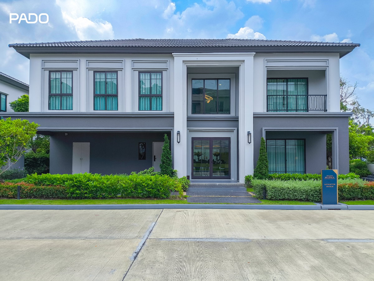 รูป บ้านใหม่ แกรนด์ บริทาเนีย กรุงเทพกรีฑา - สุวรรณภูมิ 4 ห้องนอน 5 ห้องน้ำ 300 ตร.ม. (ตกแต่งสวยพร้อมอยู่) - รูปที่ 1/34