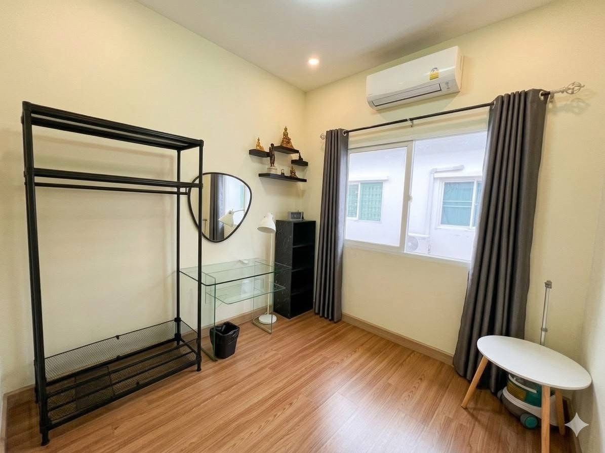 รูป 🏡 FOR RENT ให้เช่าทาวน์โฮม 2 ชั้น หมู่บ้าน Gusto รามอินทรา–พหลโยธิน ซอยพหลโยธิน 48 แยก 26 4 ห้องนอน 3 ห้องน้ำ ใกล้ BTS เพียงไม่กี่นาที - รูปที่ 10/12