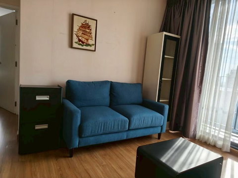 For rent, the tree interchange, 2-bed building B, 58sqm, floor 23 (with washing machine)🆔 line: eyannie