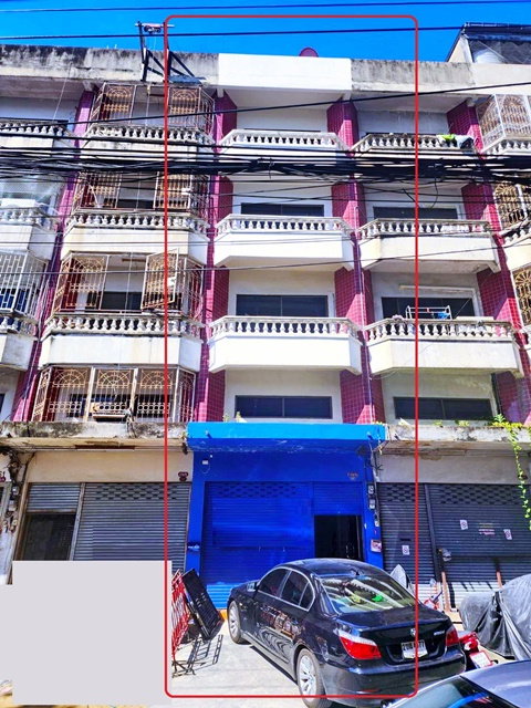 รูป ทาสีใหม่ ให้เช่าอาคาร 4.5ชั้นBTSอ่อนนุช 1กม. สุขุมวิท81 มี2 7-11 ในซอย 30ม. และ100ม. แอร์3 - รูปที่ 2/8