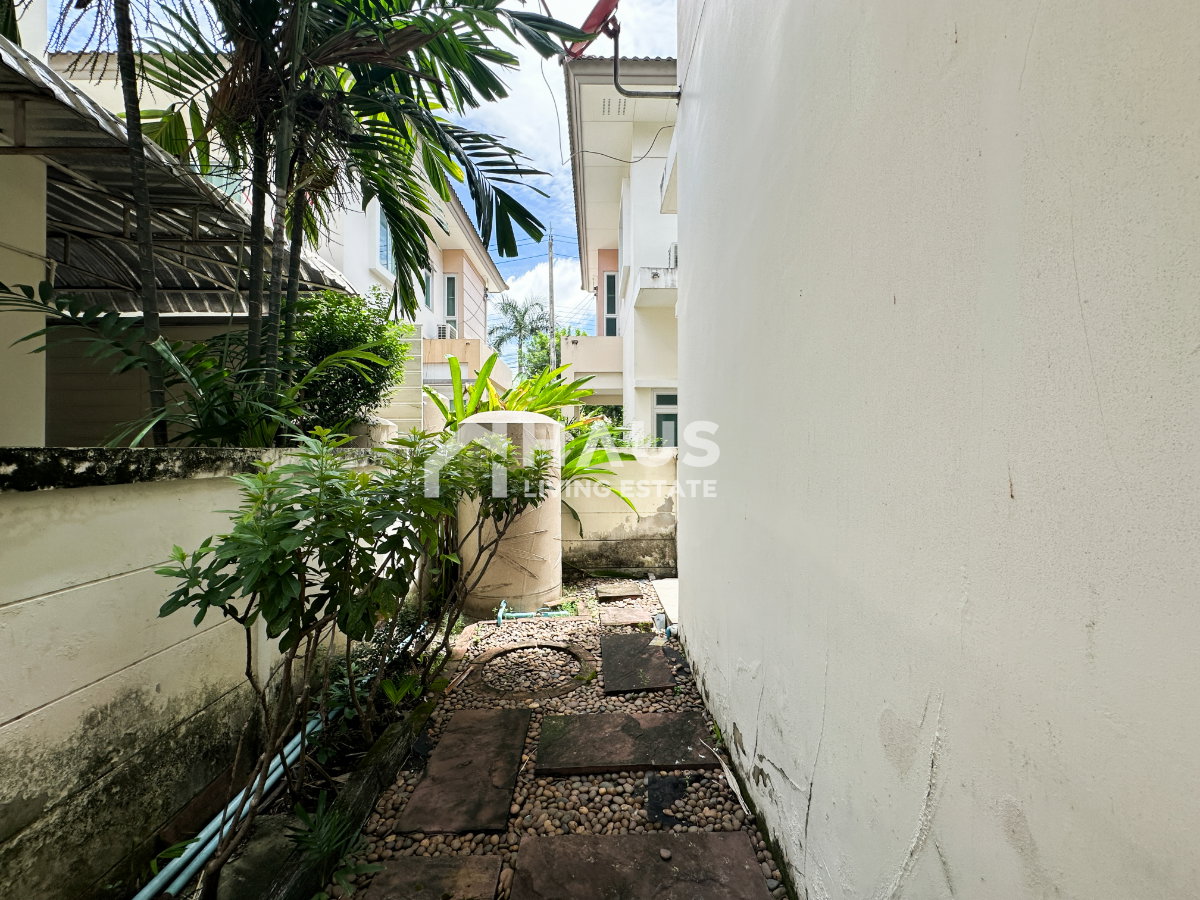 รูป 🏡 โครงการติดถนนใหญ่! บ้านเดี่ยวหลังมุมสภาพดีเยี่ยม เดินทางเข้าเมืองสะดวกสุด 🔥 ขายบ้านเดี่ยว ไลฟ์ บางกอก บูเลอวาร์ด รัชวิภา 🔥 / 3 ห้องนอน #HPCC077 - รูปที่ 34/36