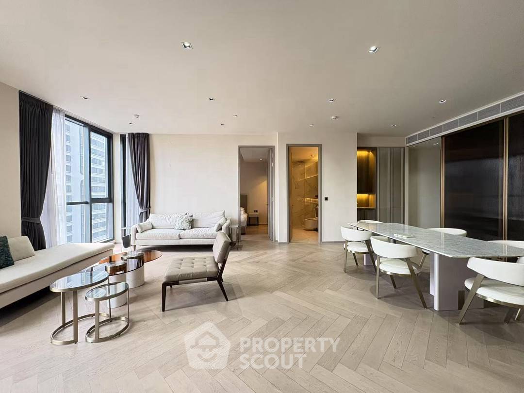 รูป คอนโด 2 ห้องนอน 114 ตร.ม. ชั้น 22 The Reserve Sathorn ใกล้ BTS ศาลาแดง (ID 3066178) - รูปที่ 2/13