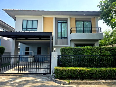 Houses for rent  Watcharaphon Station : FOR RENT  HOUSE PROPERTY  43000 BAHT per MONTH