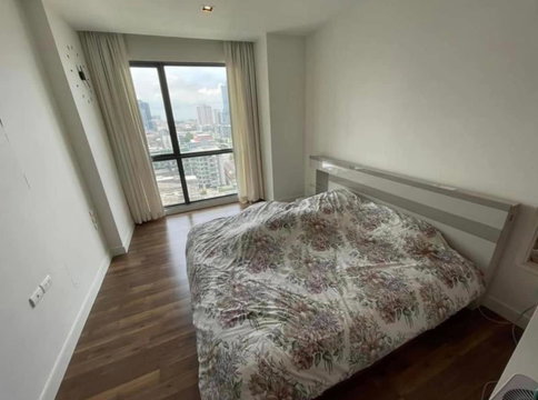P-53799 Condo for Rent 12Ath Floor City View The Room Sukhumvit 62 : Near BTS Punnawithi Line ID: @easythaihome 085-592-2897