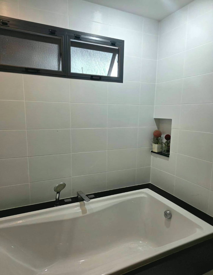 picture For Rent: Corner-Plot Detached House, Burasiri Ratchaphruek-345 — Move-In Ready - 3/7