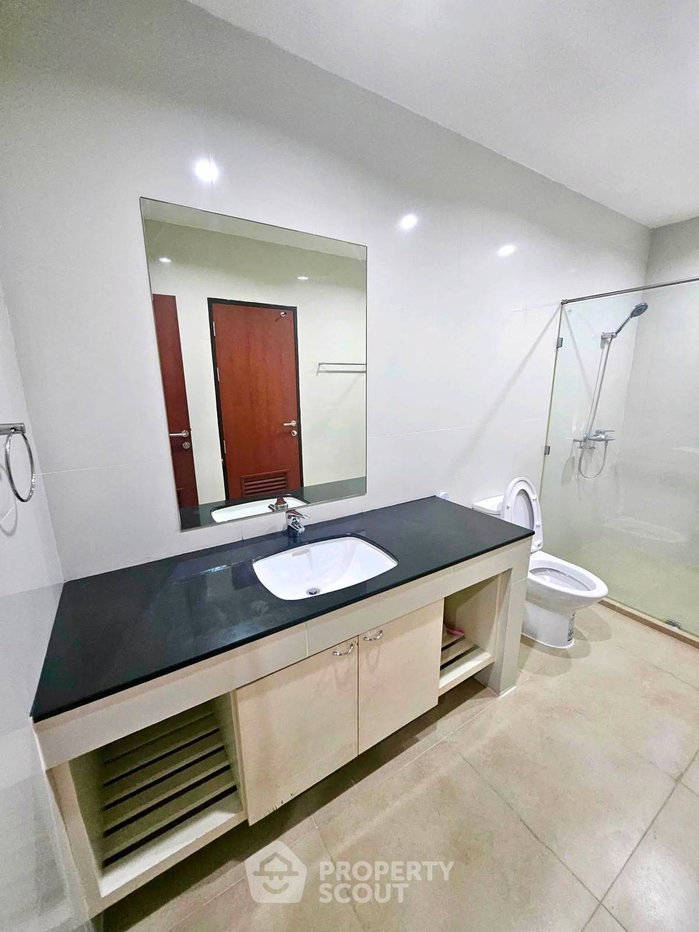 รูป คอนโด 2 ห้องนอน The Wellington Condominium ใกล้รามคำแหง หัวหมาก (ID 3066970) - รูปที่ 9/13
