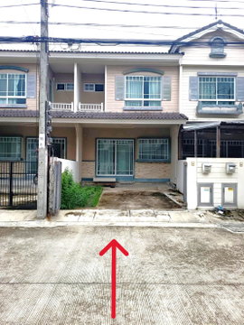 คุ้มกว่าใคร! บ้านถูก! ในหมู่บ้านหรูแพง!! ขาย ทาวน์โฮม หมู่บ้าน Villaggio บางนา(เอแบค) บ้าน Land & Houses เดินทางสะดวก ถ.บางนา-ตราด ใกล้เอแบค บางนา