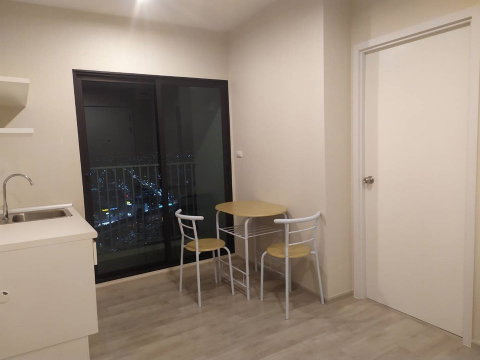 Plum Condo Central Station Phase 2 ( Code; N-PV 148 )