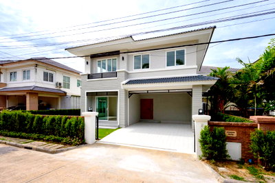 Houses for sale Lotus's north ratchapruek : ⭐✨RH-074  House for Sale at Casa Ville Ratchaphruek - Chaengwattana ✨⭐