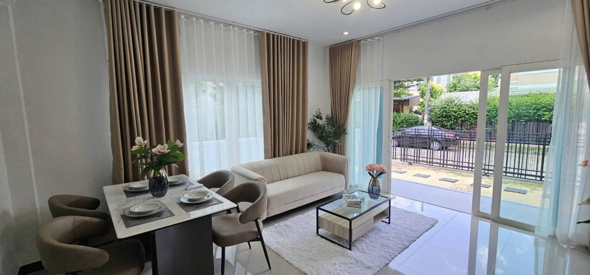 รูป S2987 ขายบ้านเดี่ยว บ้านสวน ร่มเกล้า – สุวรรณภูมิ รีโนเวทใหม่พร้อมอยู่ - รูปที่ 10/20