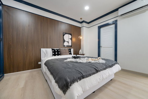 Kensington Place | Spacious condo in a prime location, ready to move in! ✨