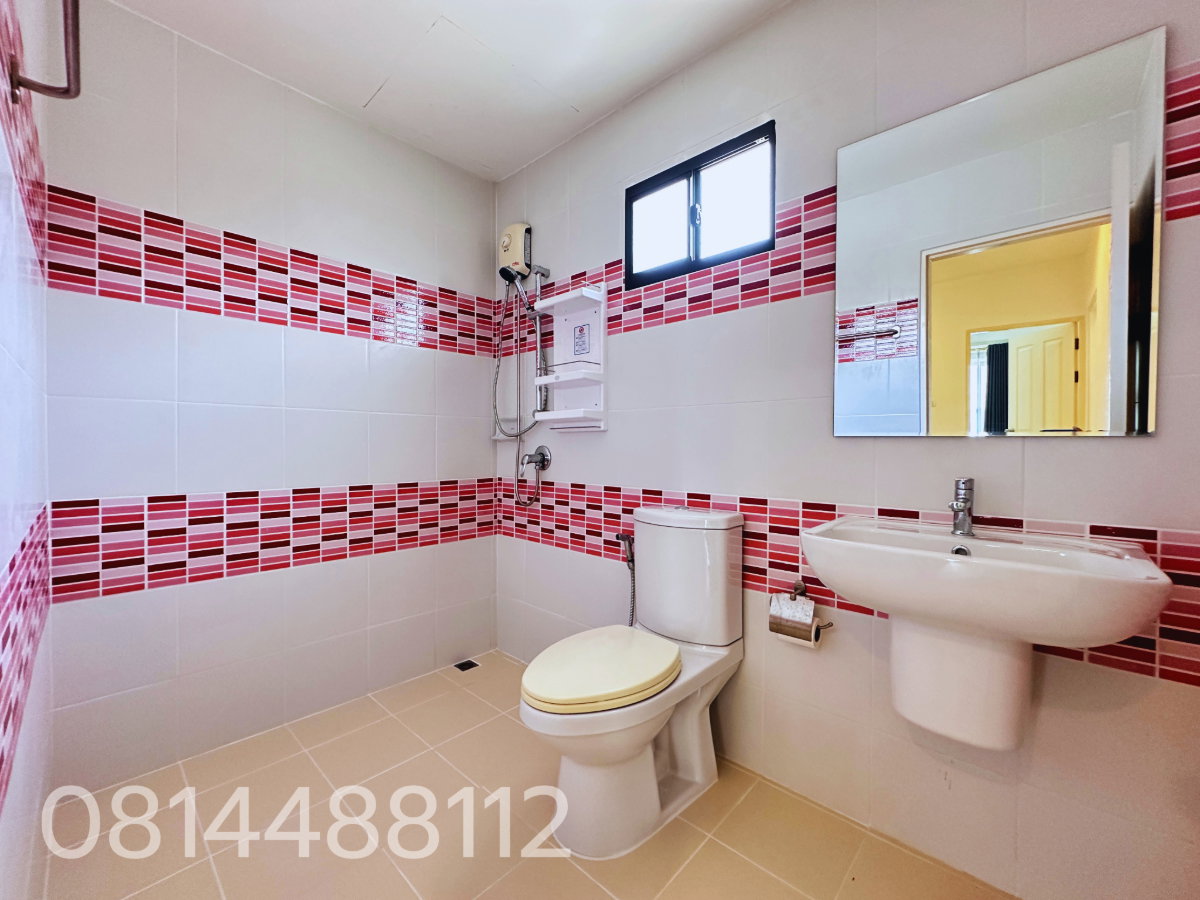 picture Two-story townhome, 3 Bedrooms, 2 Bathrooms, 1 Storage room and 2 parking space - 12/12