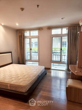 คอนโด 2 ห้องนอน ขาย Wattana Suite Condominium ใกล้ BTS นานา 400 ม. (ID 3067797)