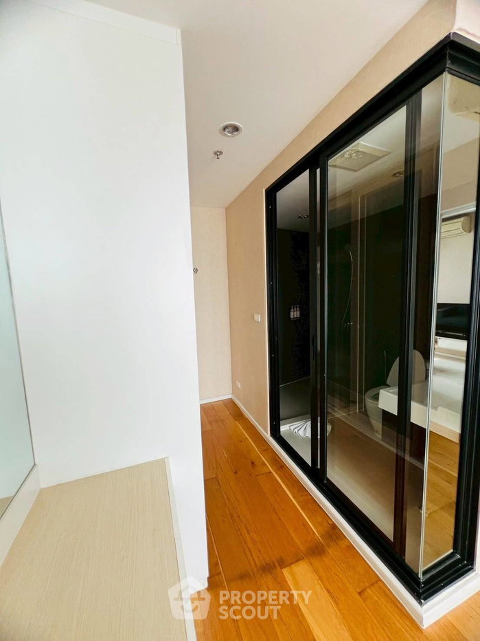 รูป คอนโด 2 ห้องนอน ชั้น 24 ที่ Up Ekamai ใกล้ ARL รามคำแหง (ID 3069595) - รูปที่ 5/8