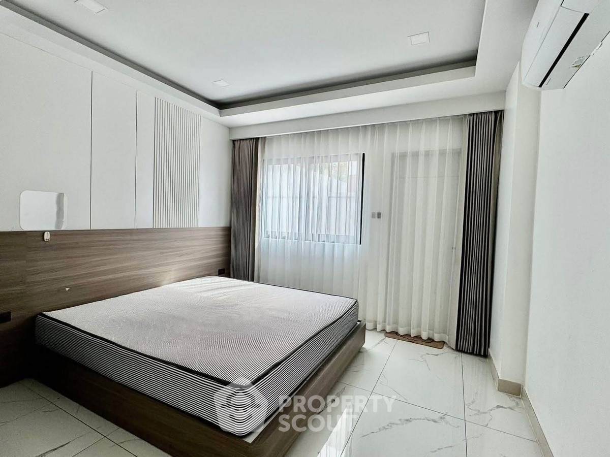 รูป ให้เช่า ทาวน์เฮ้าส์ 5 ห้องนอน โชคชัยวิลเลจ 9 โซนพัทยาตะวันออก (ID 3064873) - รูปที่ 7/12