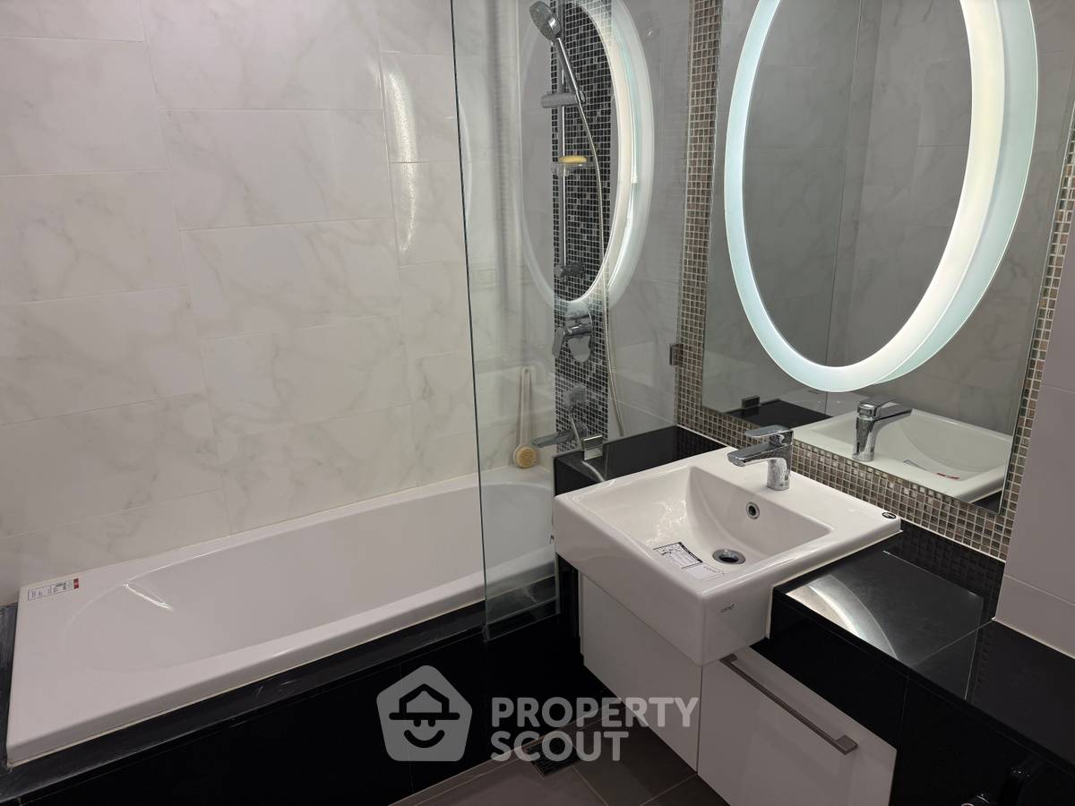 รูป คอนโด 3 ห้องนอน ชั้น 30 Supalai Oriental Sukhumvit 39 MRT เพชรบุรี (ID 3068893) - รูปที่ 19/19