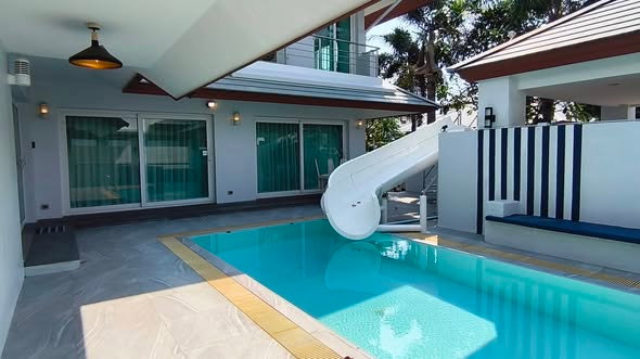 picture 🔥 Pool Villa for Sale in Pattaya – Beachfront Project with Private Pool & Private Beach Access - 2/19