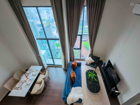 วิวสวน+เมือง Exclusive ห้องเดียวในโครงการ!! ขายคอนโด ซี เอกมัย Loft Studio ห้องมุม เพดานสูง 4.5 เมตร 2 ห้องนอน 68 ตร.ม. ตกแต่งครบ | #TPI-3249