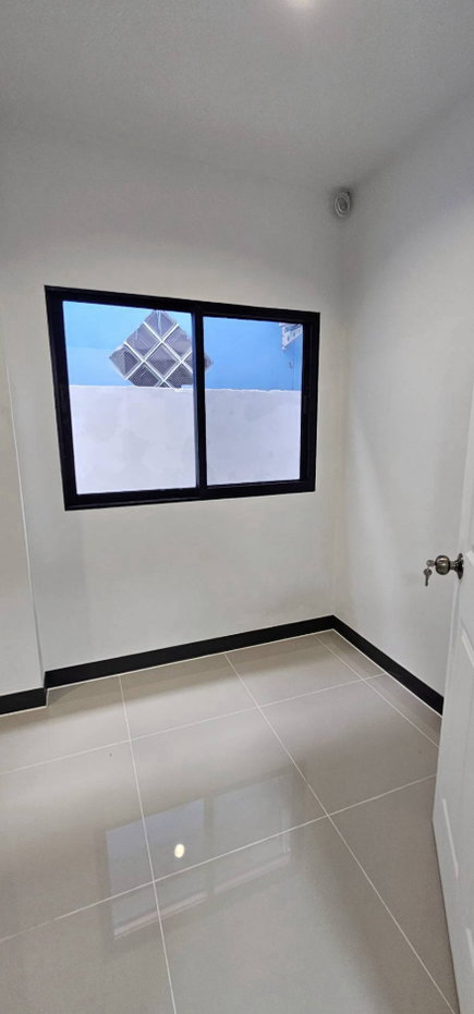 รูป S2990 ขายอมรทรัพย์ อยู่วิทยาหนองจอก รีโนเวทใหม่ - รูปที่ 8/13