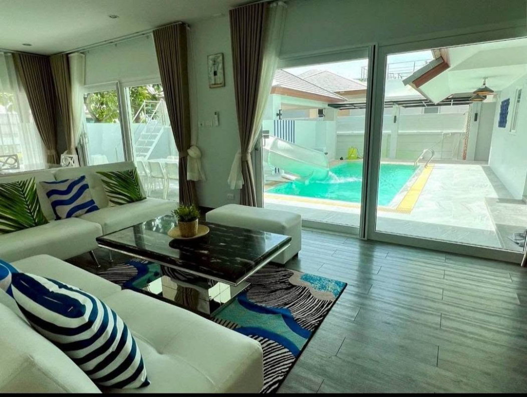 picture 🔥 Pool Villa for Sale in Pattaya – Beachfront Project with Private Pool & Private Beach Access - 5/19