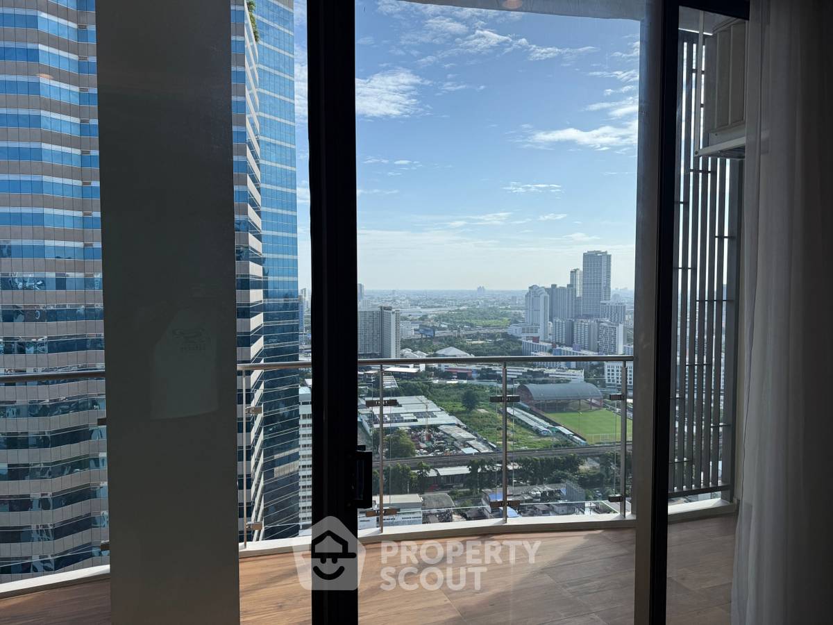 รูป คอนโด 3 ห้องนอน ชั้น 30 Supalai Oriental Sukhumvit 39 MRT เพชรบุรี (ID 3068893) - รูปที่ 9/19