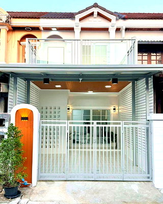 ทาวน์โฮม ถนนรัตนาธิเบศร์ : บ้านสวย  3 ห้องนอน #หมู่บ้านนันทนา การ์เด้นท์ 2  ท่าอิฐ รัตนาธิเบศร์  รีโนเวทใหม่  ใกล้ MRT บางรักน้อย ท่าอิฐ