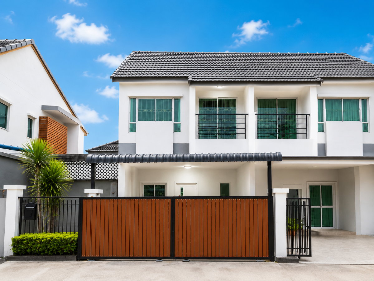 รูป ให้เช่าบ้านแฝด ม.ธาดาทาวน์ อัสสัมชัญ ศรีราชา - รูปที่ 1/19