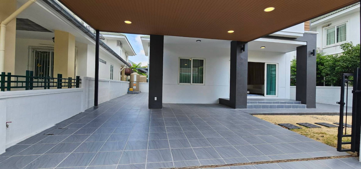 รูป S2987 ขายบ้านเดี่ยว บ้านสวน ร่มเกล้า – สุวรรณภูมิ รีโนเวทใหม่พร้อมอยู่ - รูปที่ 4/20
