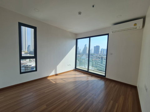 Supalai Premier Charoen Nakhon【𝐒𝐄𝐋𝐋】🔥The allure of understated luxury, with common areas.🔥 Contact Line ID: @hacondo